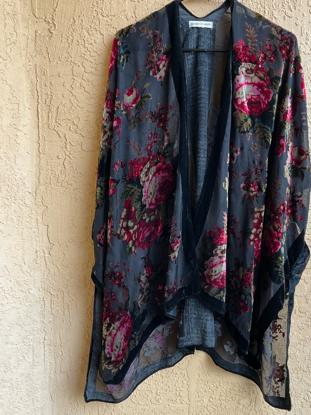 Woven Heart velvet kimono ROSES semi sheer , wine red, black, pink,
OSFM BOHO - Picture 4 of 16